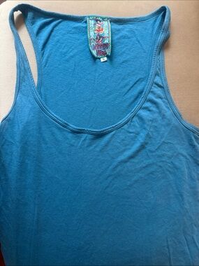 Johnny Was Women's Blue Scoop Neck Tank Top size small